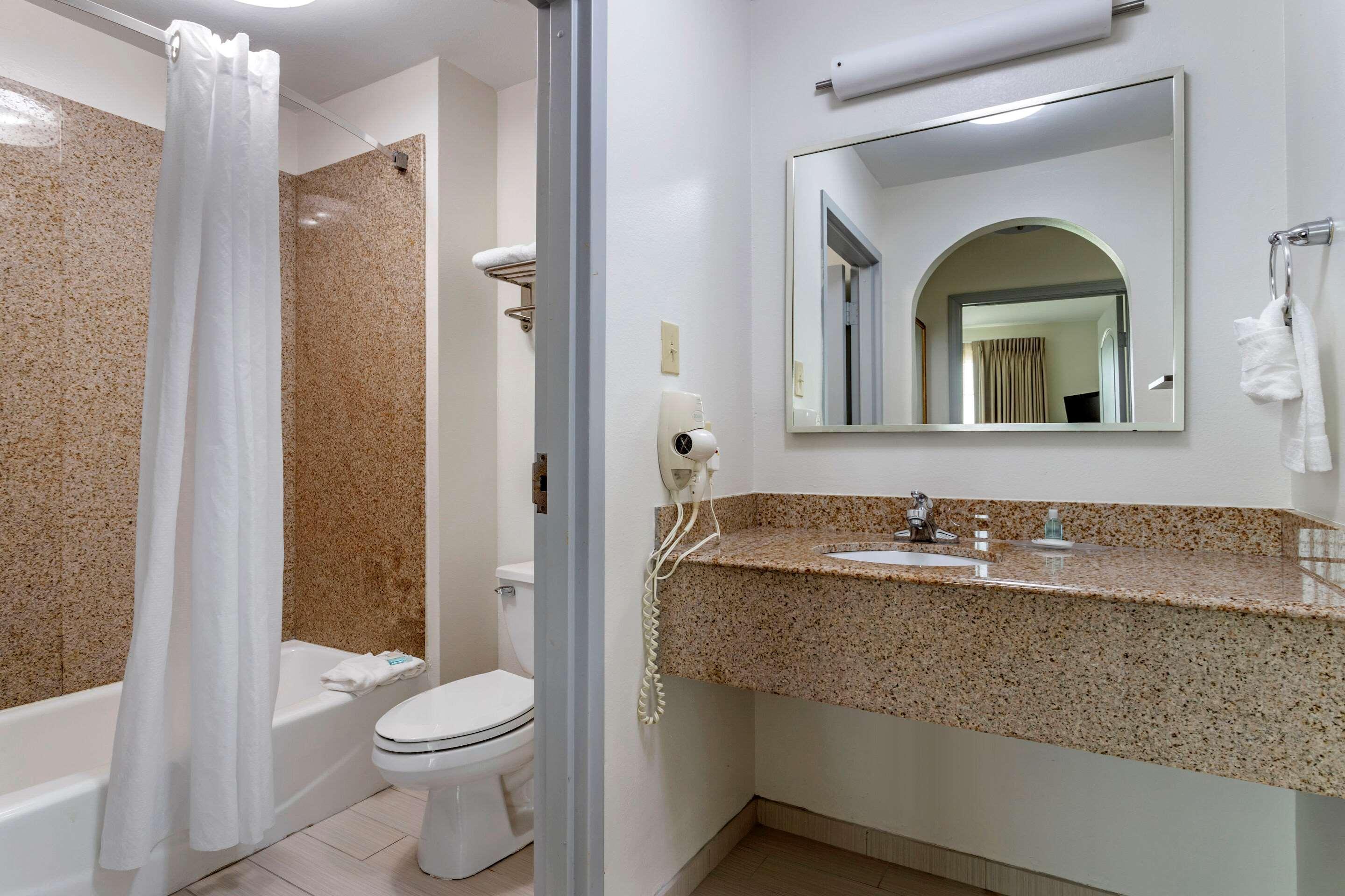 Mainstay Suites Port Arthur - Beaumont South Bagian luar foto